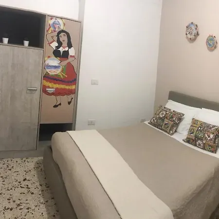 Al Teatro Alojamento de Acomodação e Pequeno-almoço Syracuse