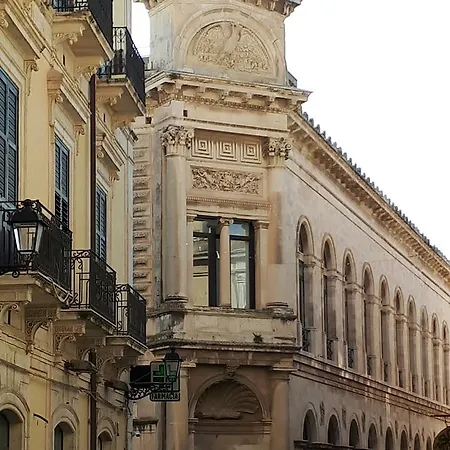 Nocleg ze śniadaniem Al Teatro 2*